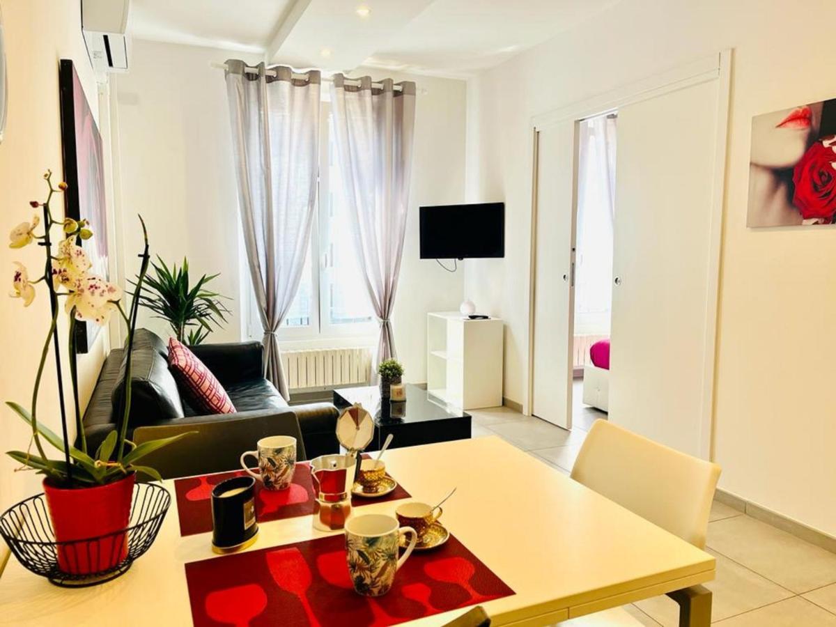 Nice Apartments In The Historic Center Verbania Ngoại thất bức ảnh