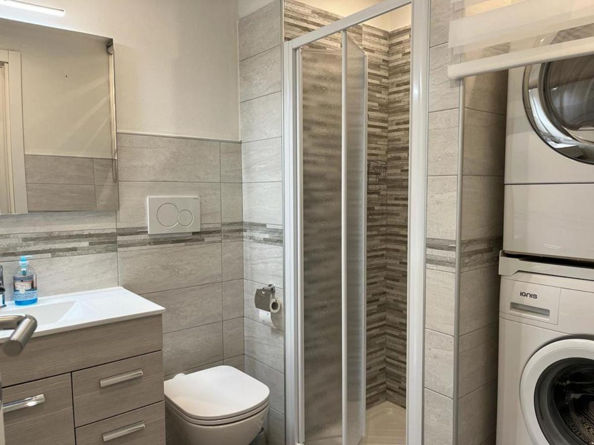 Nice Apartments In The Historic Center Verbania Ngoại thất bức ảnh