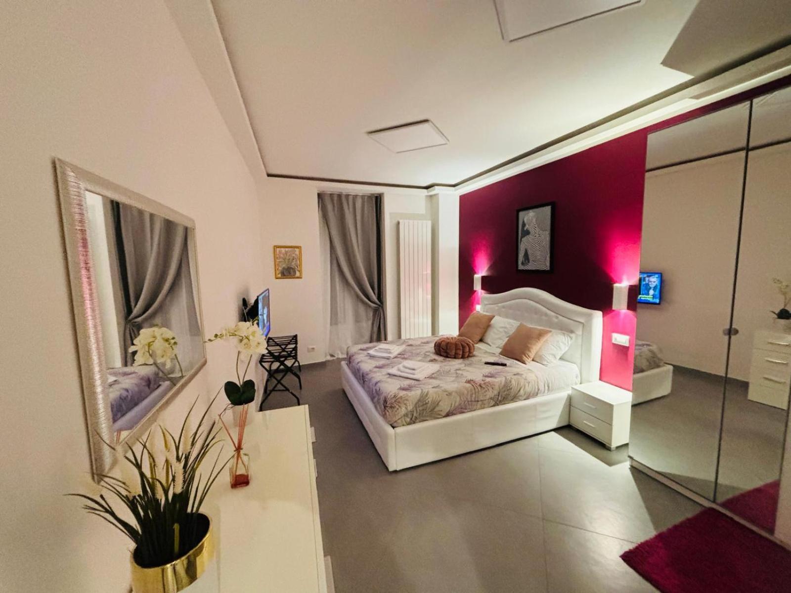 Nice Apartments In The Historic Center Verbania Ngoại thất bức ảnh