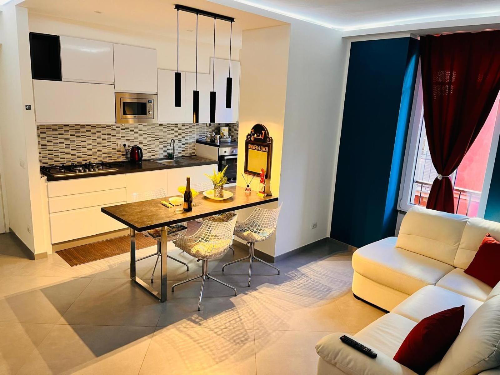 Nice Apartments In The Historic Center Verbania Ngoại thất bức ảnh